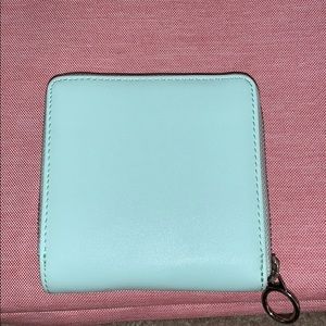 a blue wallet never used !